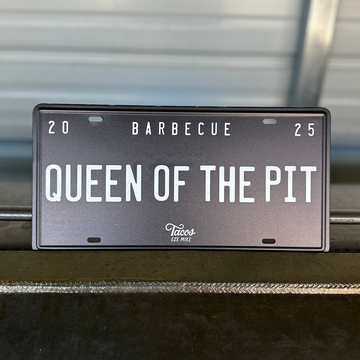 QUEEN OF THE PIT - Metal License Plate Sign